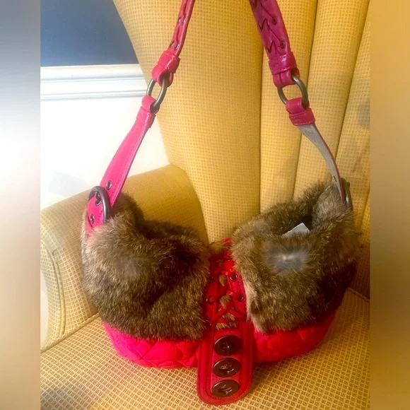Coach Rabbit Fur Trimmed Pink Hobo Bag G04k-9443 - Picture 2 of 14